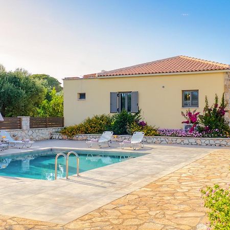 Astarte Villas - Astra Private Villas With Pool Vasilikí 외부 사진