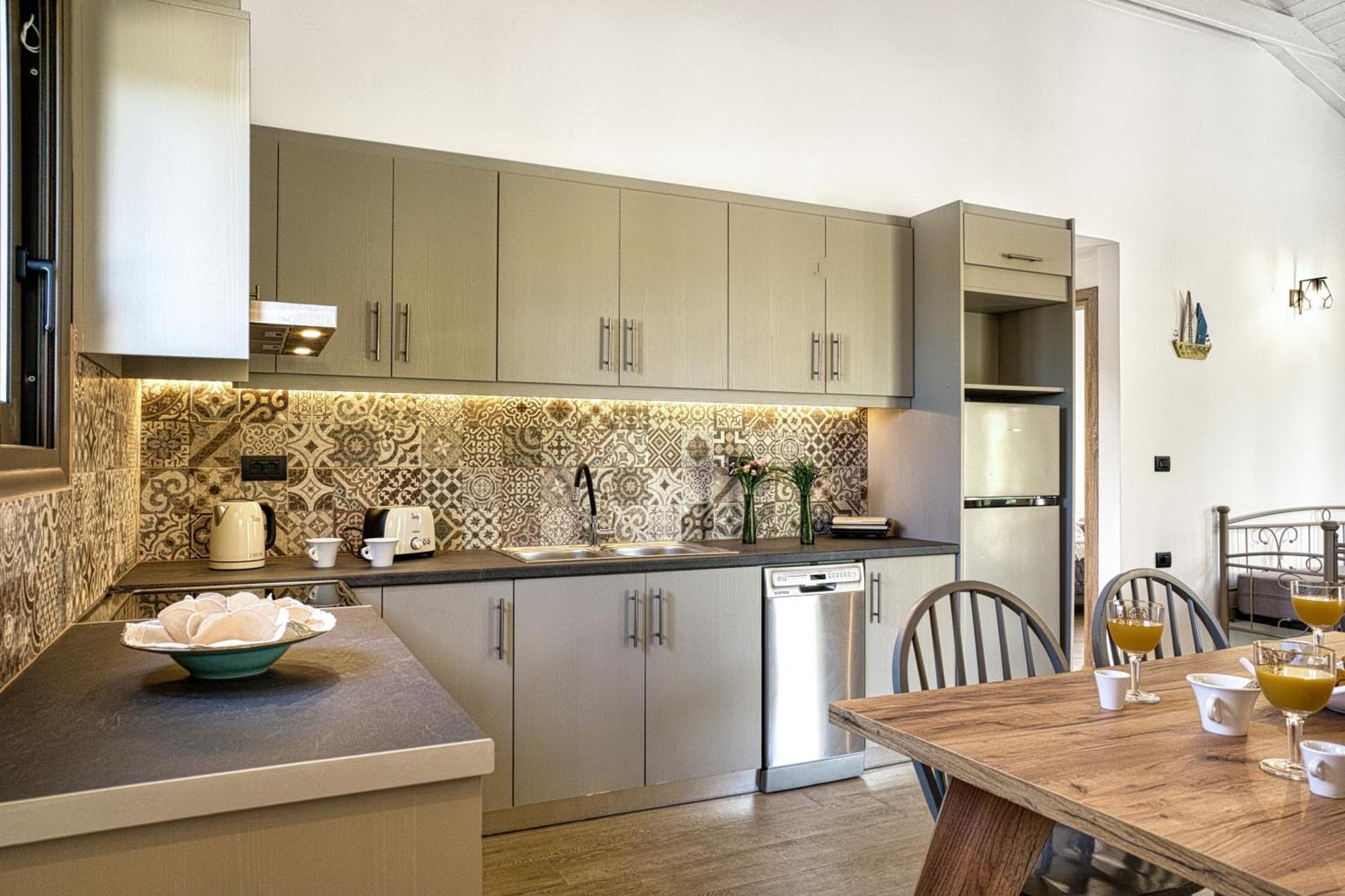 Astarte Villas - Astra Private Villas With Pool Vasilikí 외부 사진