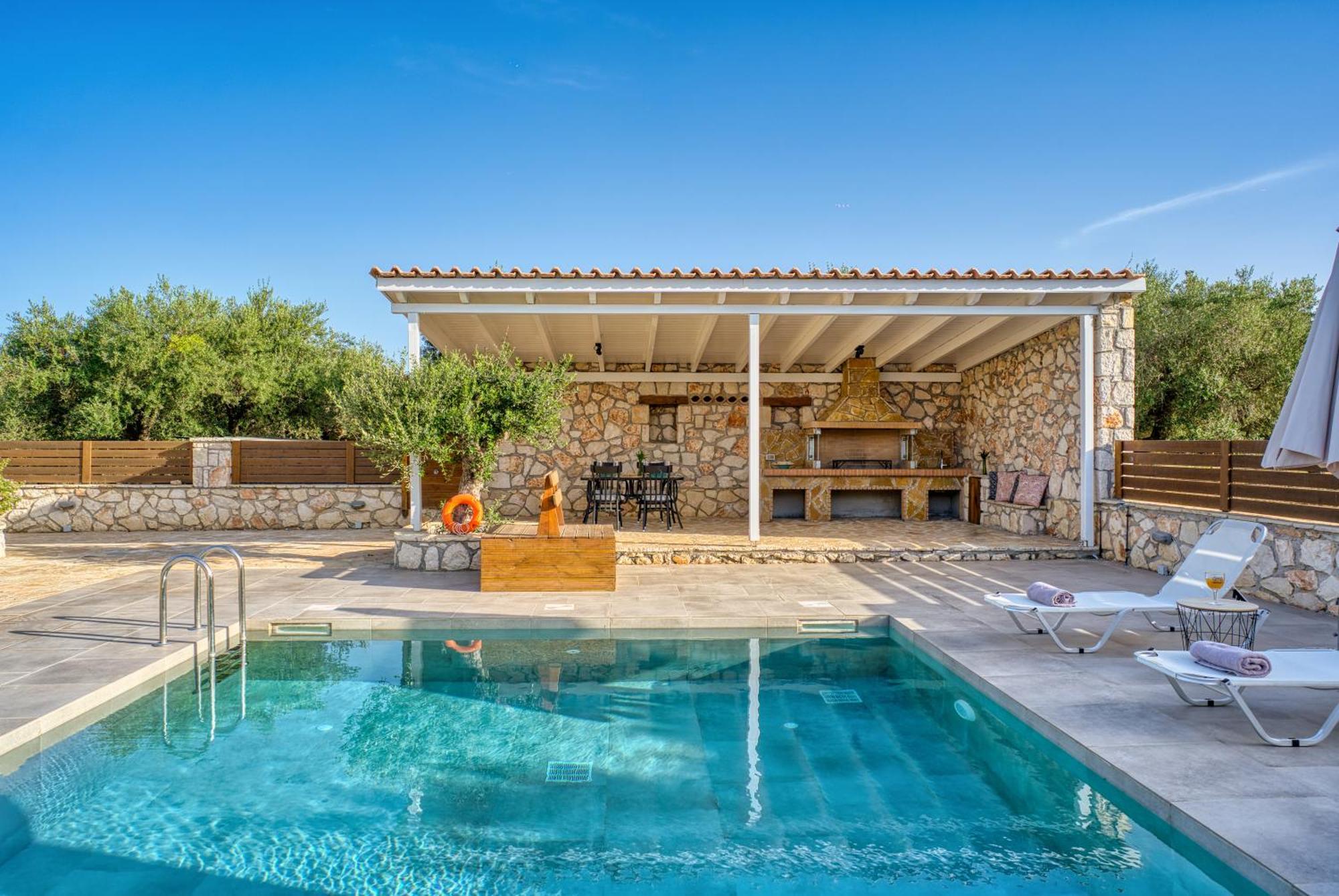 Astarte Villas - Astra Private Villas With Pool Vasilikí 외부 사진