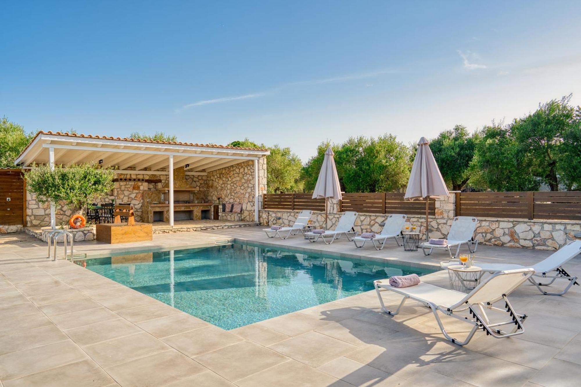 Astarte Villas - Astra Private Villas With Pool Vasilikí 외부 사진